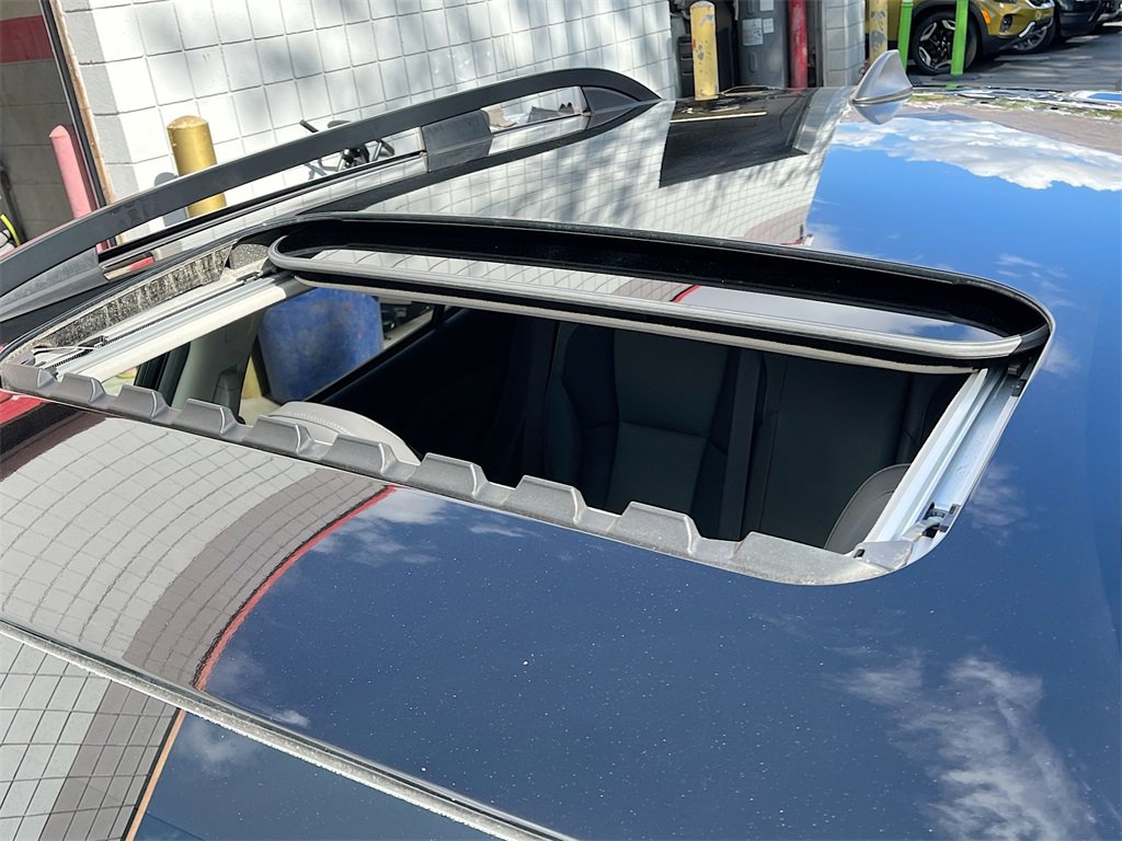 Used 2021 Subaru Crosstrek 2.5i Sport w/ Moonroof Package image 21