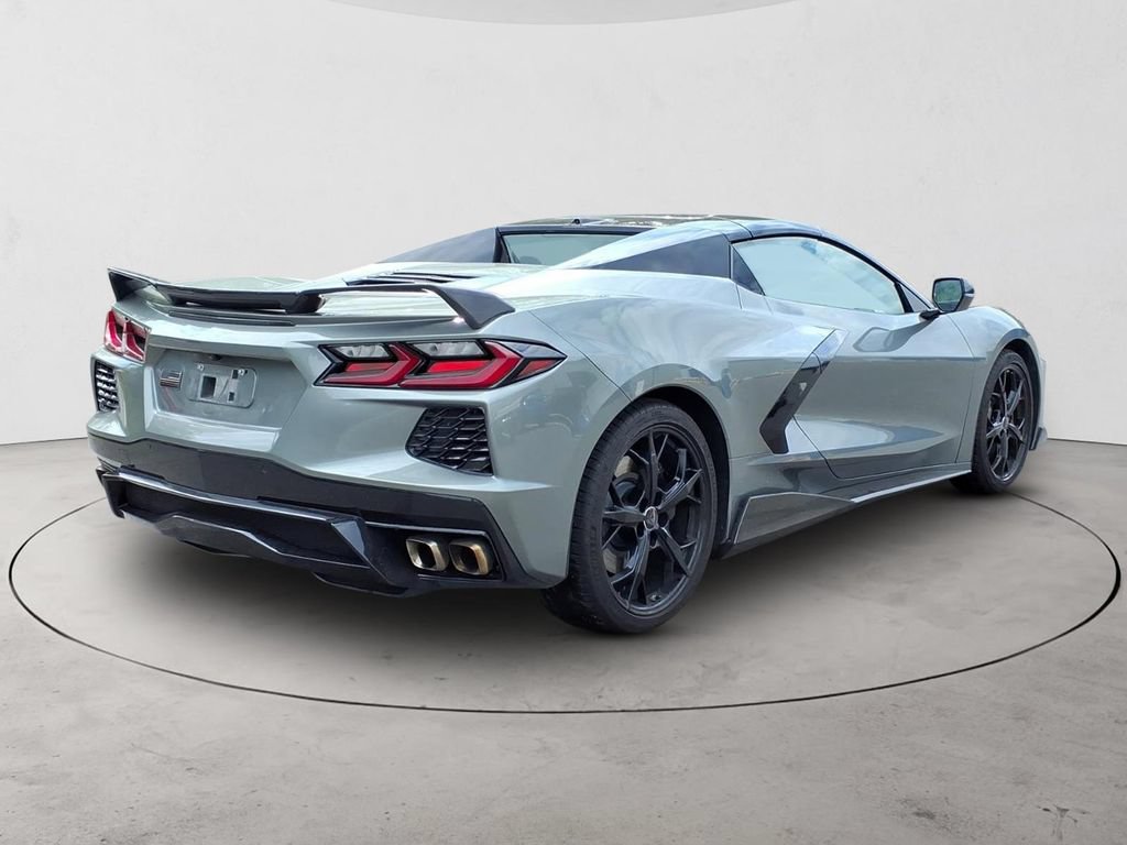 Used 2022 Chevrolet Corvette Stingray Premium Conv w/ Z51 Performance Package RWD image 5
