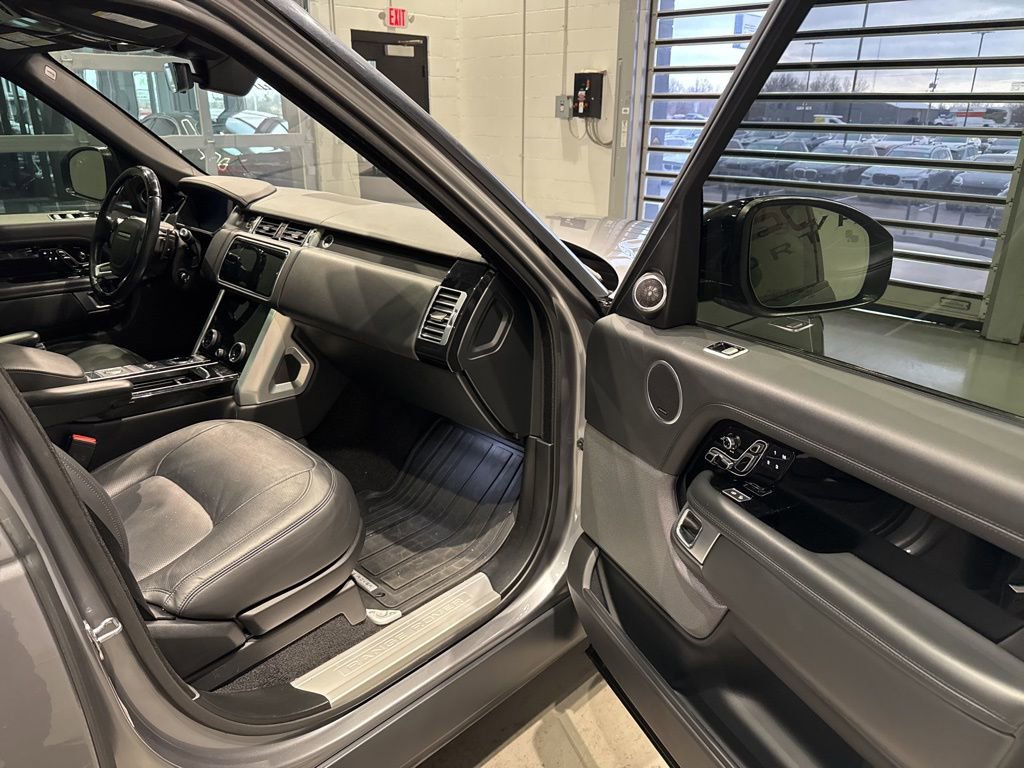 Used 2020 Land Rover Range Rover HSE AWD/4WD image 35