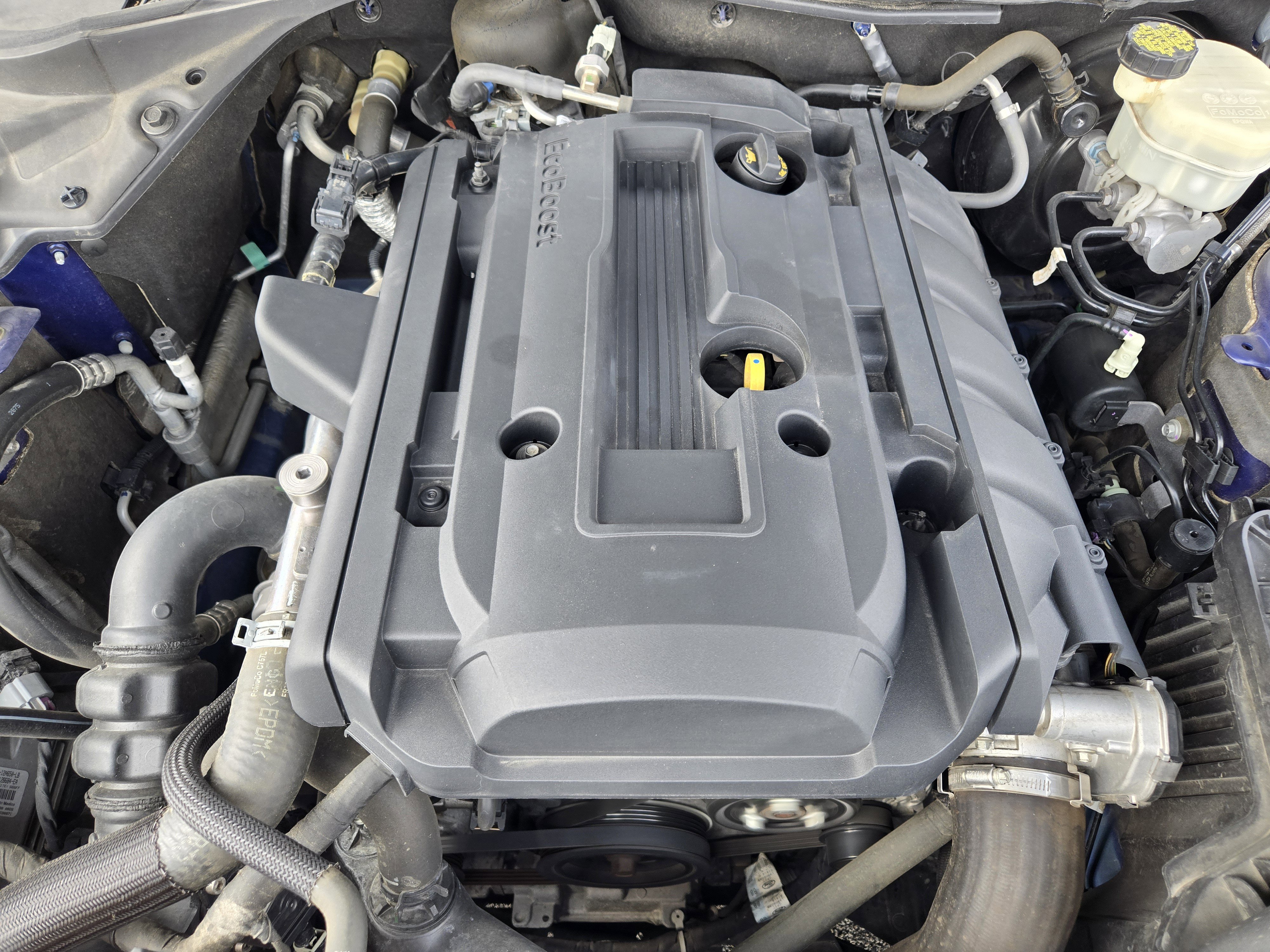 Used 2016 Ford Mustang Premium image 30