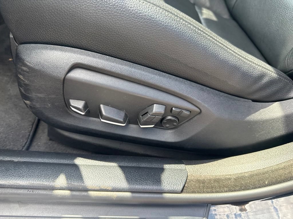Used 2014 BMW 535i xDrive Sedan AWD/4WD image 25