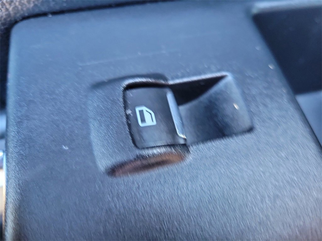 Used 2019 Ford Expedition XLT w/ Equipment Group 202A image 15