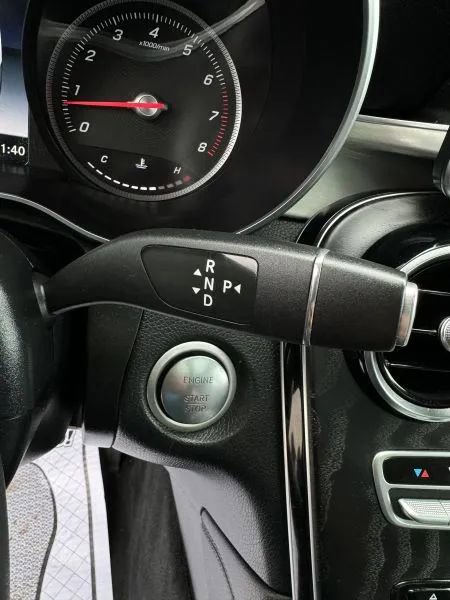 Used 2019 Mercedes-Benz GLC 300 4MATIC image 47