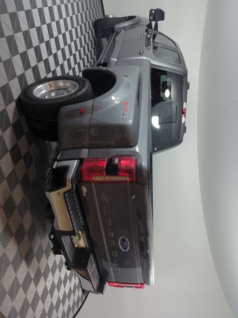 Certified 2025 Ford F450 Lariat w/ Lariat Ultimate Package AWD/4WD image 1