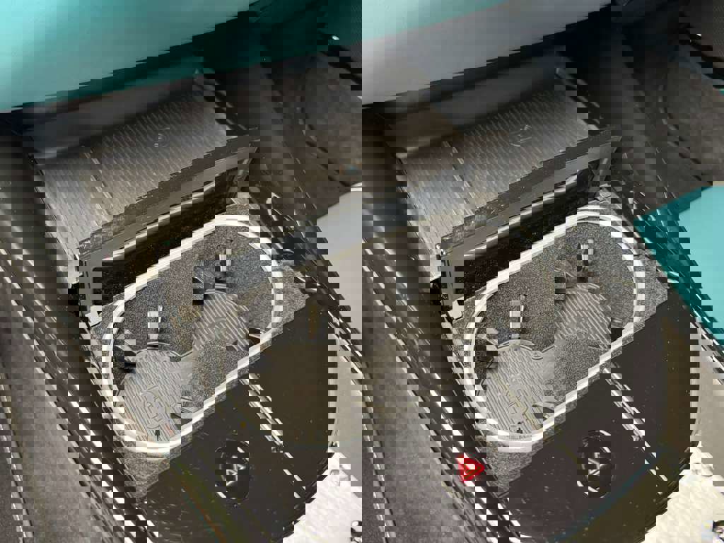 Used 2024 Ferrari Purosangue image 24