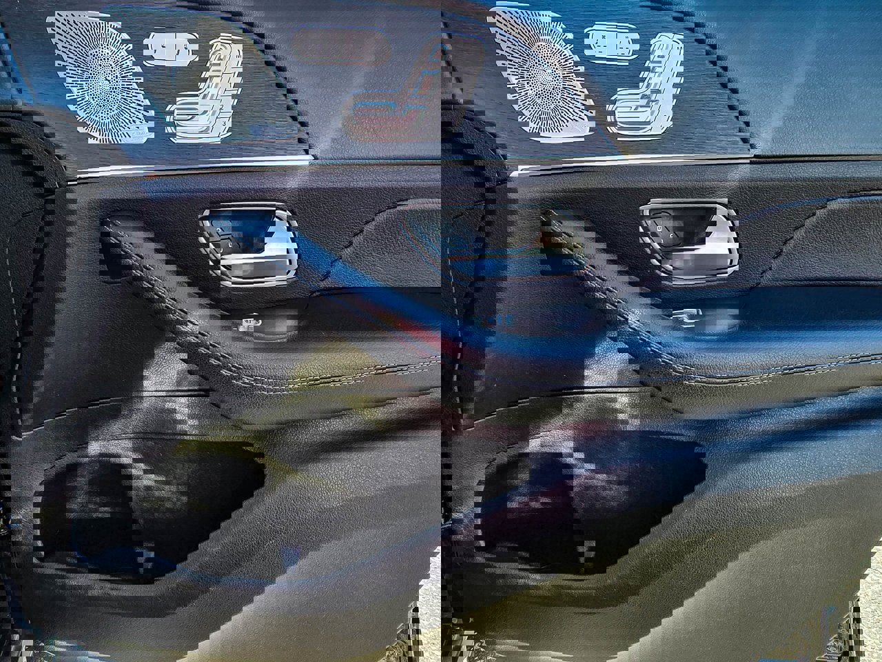 Used 2020 Mercedes-Benz GLS 450 4MATIC image 39