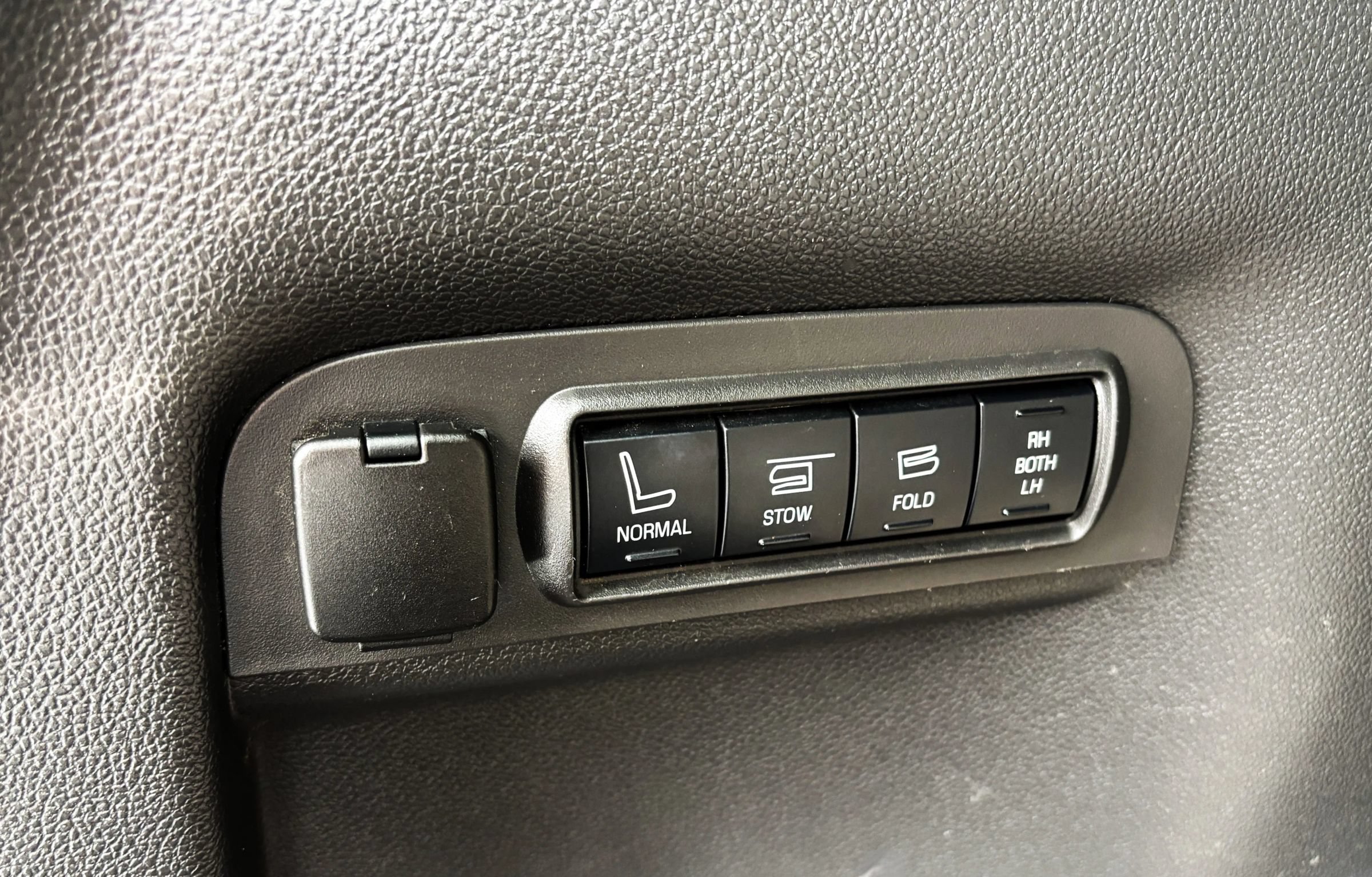 Used 2013 Ford Explorer Limited AWD/4WD image 40