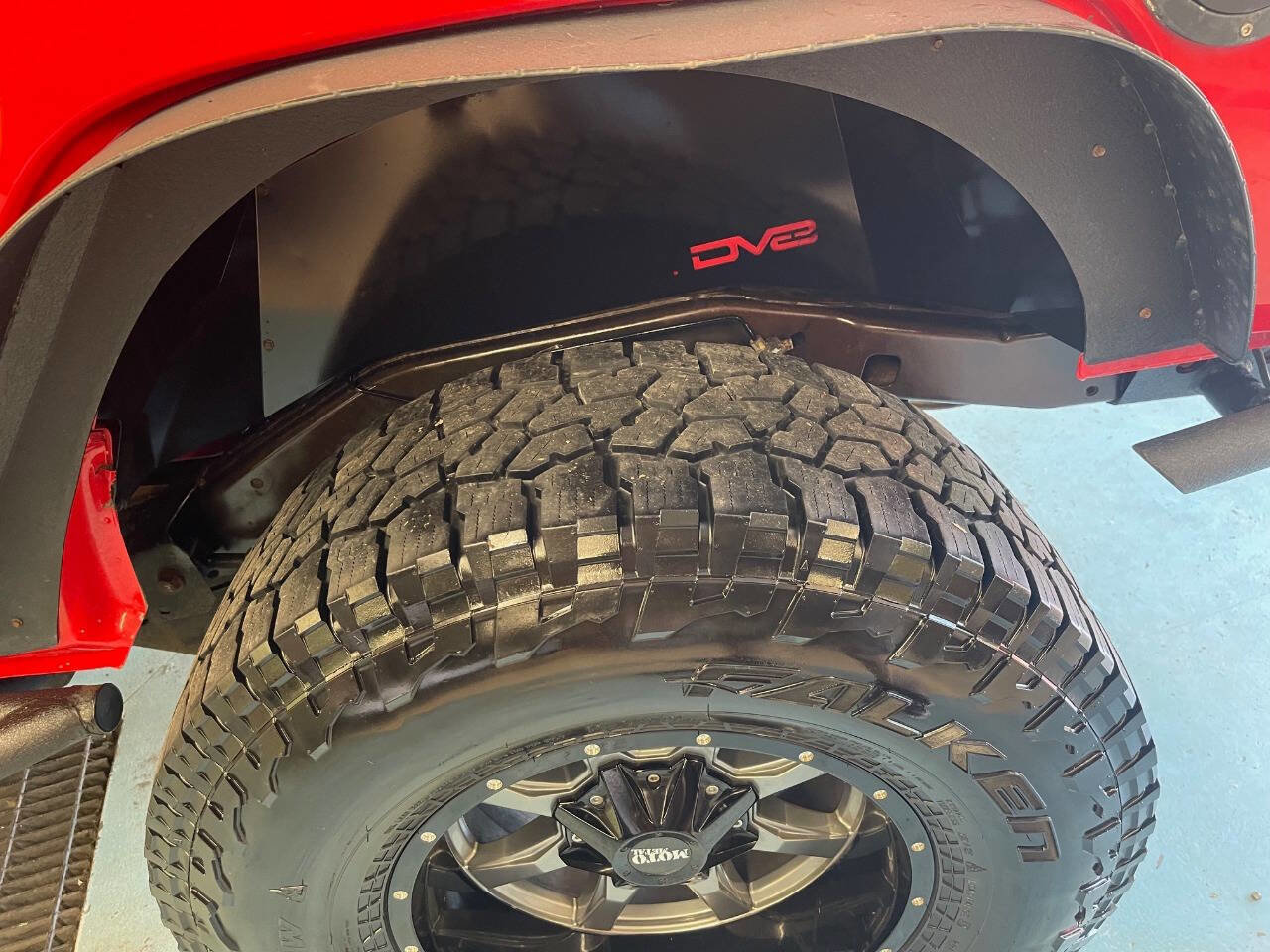 Used 2015 Jeep Wrangler Unlimited Sahara AWD/4WD image 86