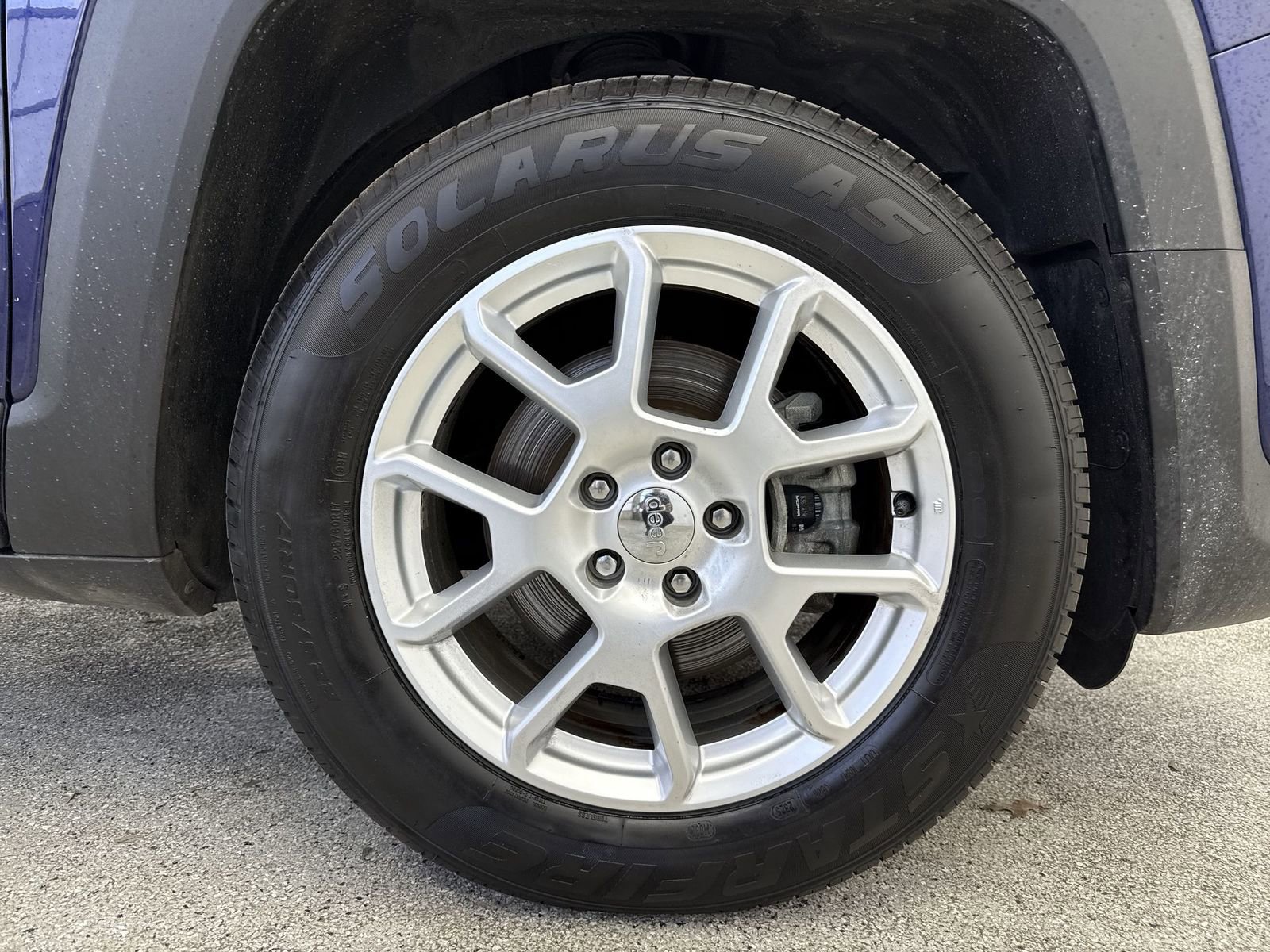 Used 2020 Jeep Renegade Latitude w/ UConnect 8.4 Nav Group image 42