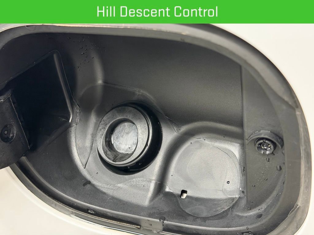 Certified 2023 GMC Yukon Denali image 21