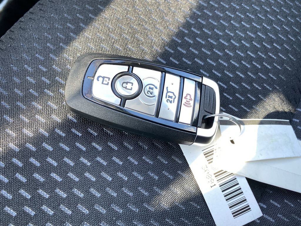 New 2025 Ford Escape SE w/ Class II Trailer Tow Package image 36