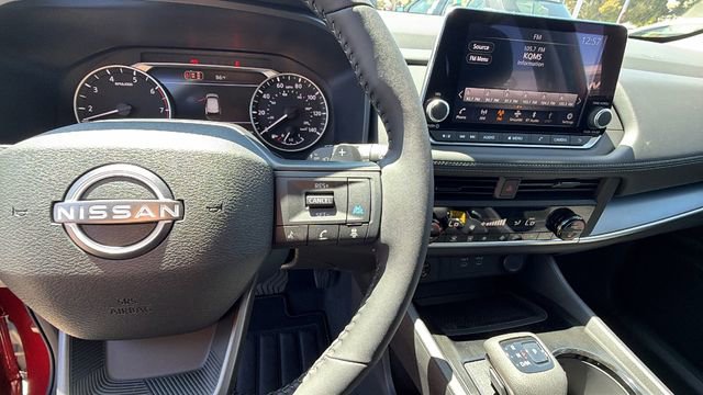 New 2026 Nissan Rogue SV AWD/4WD image 28
