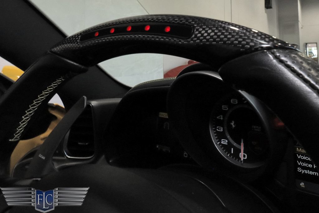 Used 2015 Ferrari 458 Spider RWD image 28