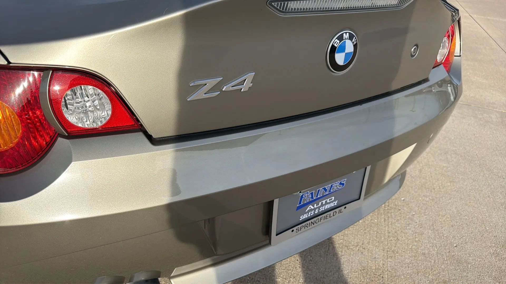 Used 2004 BMW Z4 3.0i image 29