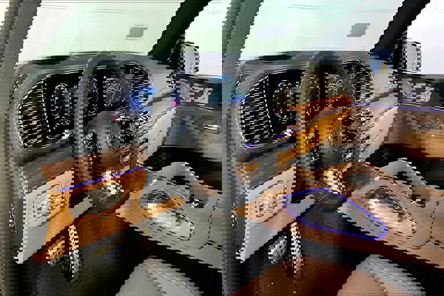 New 2026 Mercedes-Benz GLS 450 4MATIC image 9