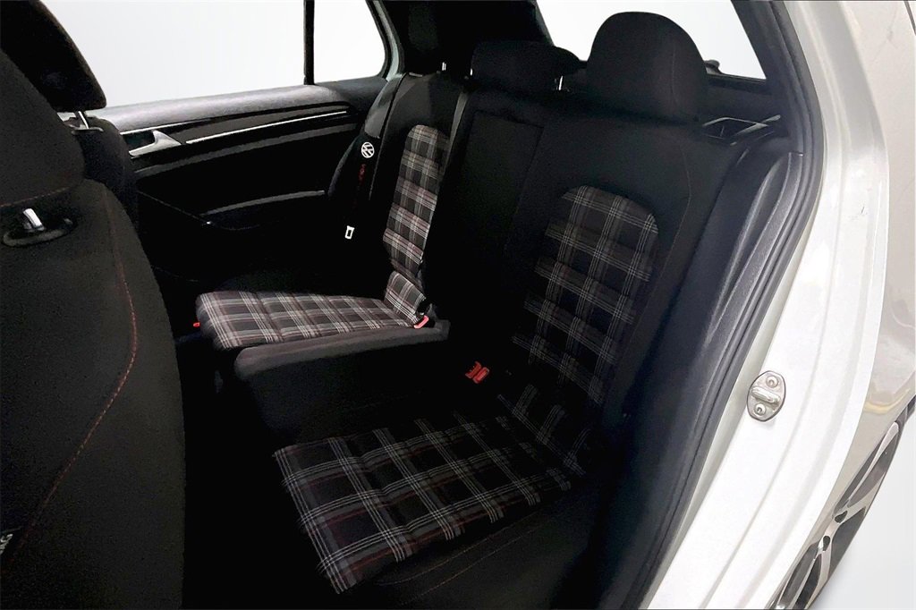 Used 2017 Volkswagen GTI S image 21