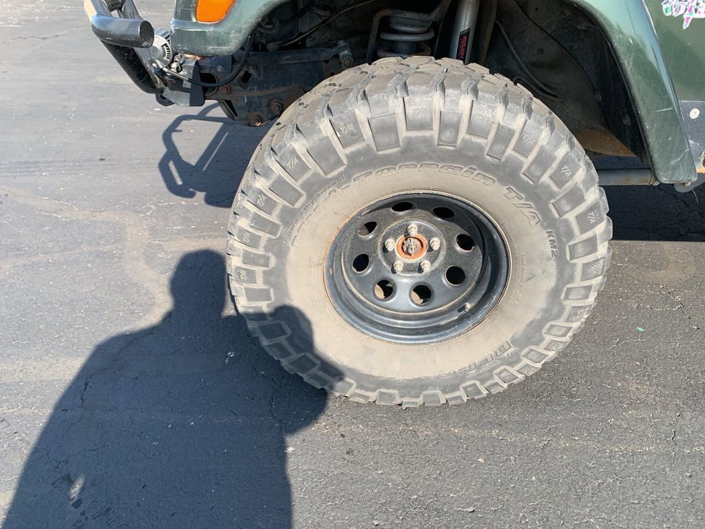 Used 1997 Jeep Wrangler Sahara AWD/4WD image 10