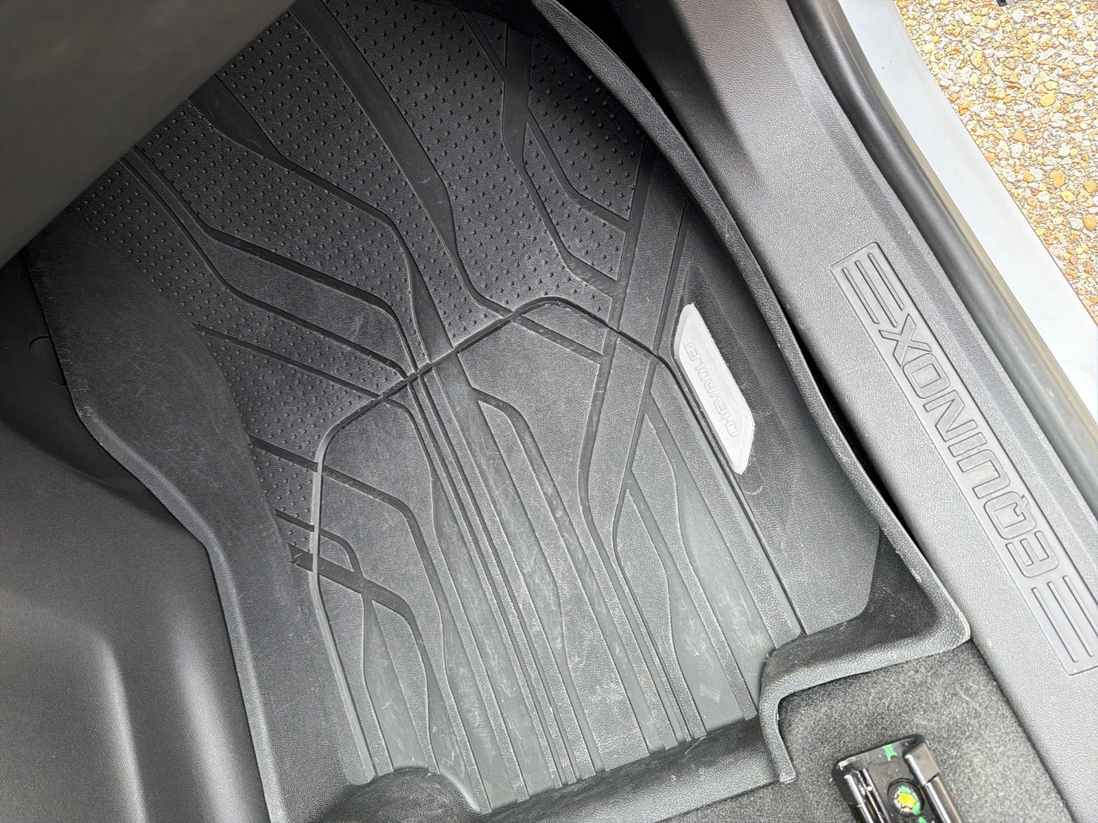 Used 2024 Chevrolet Equinox LT w/ LPO, Floor Liner Package FWD image 20