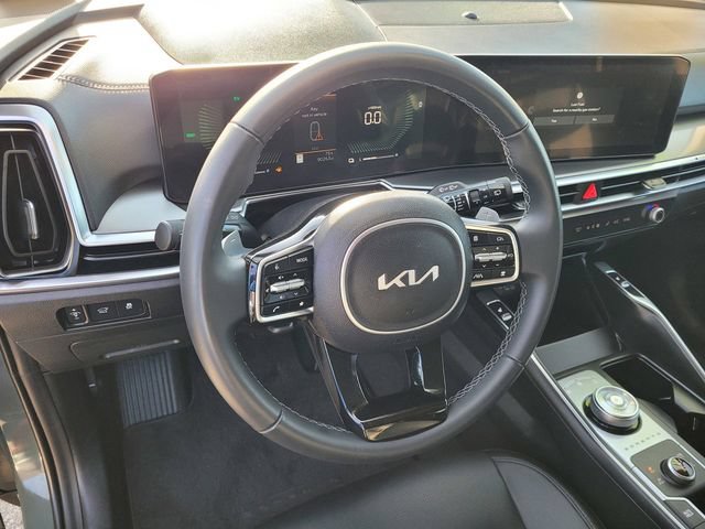 Used 2025 Kia Sorento EX AWD/4WD image 22