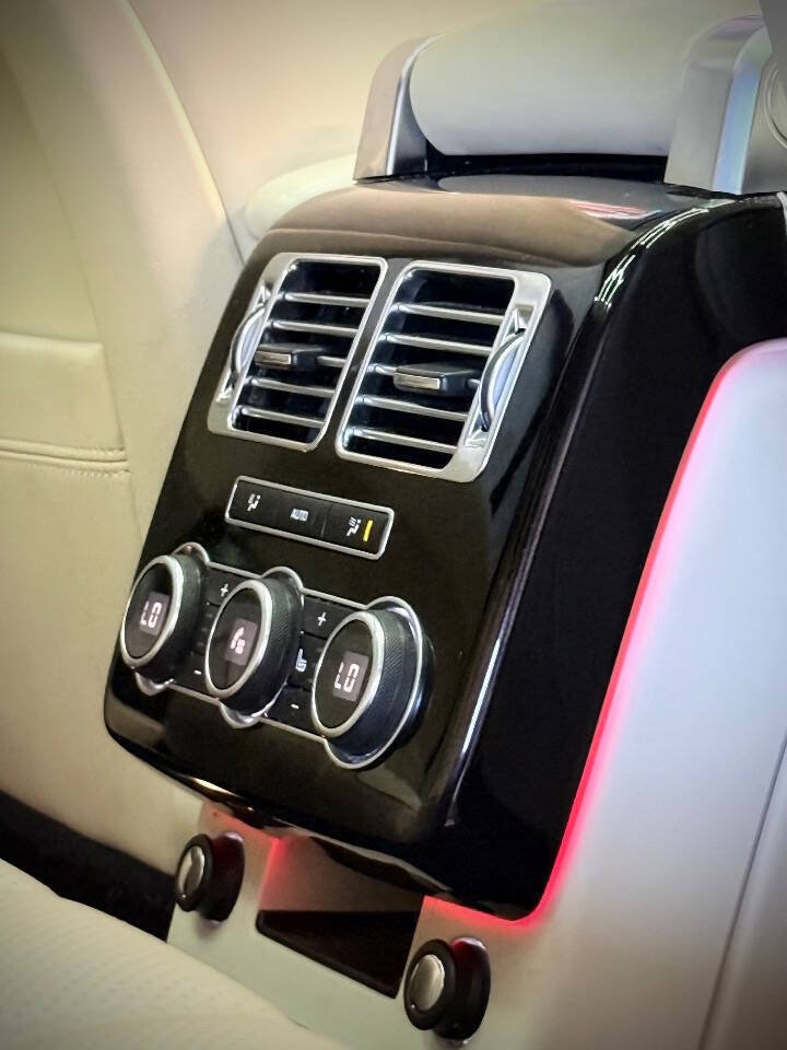 Used 2014 Land Rover Range Rover Supercharged AWD/4WD image 18