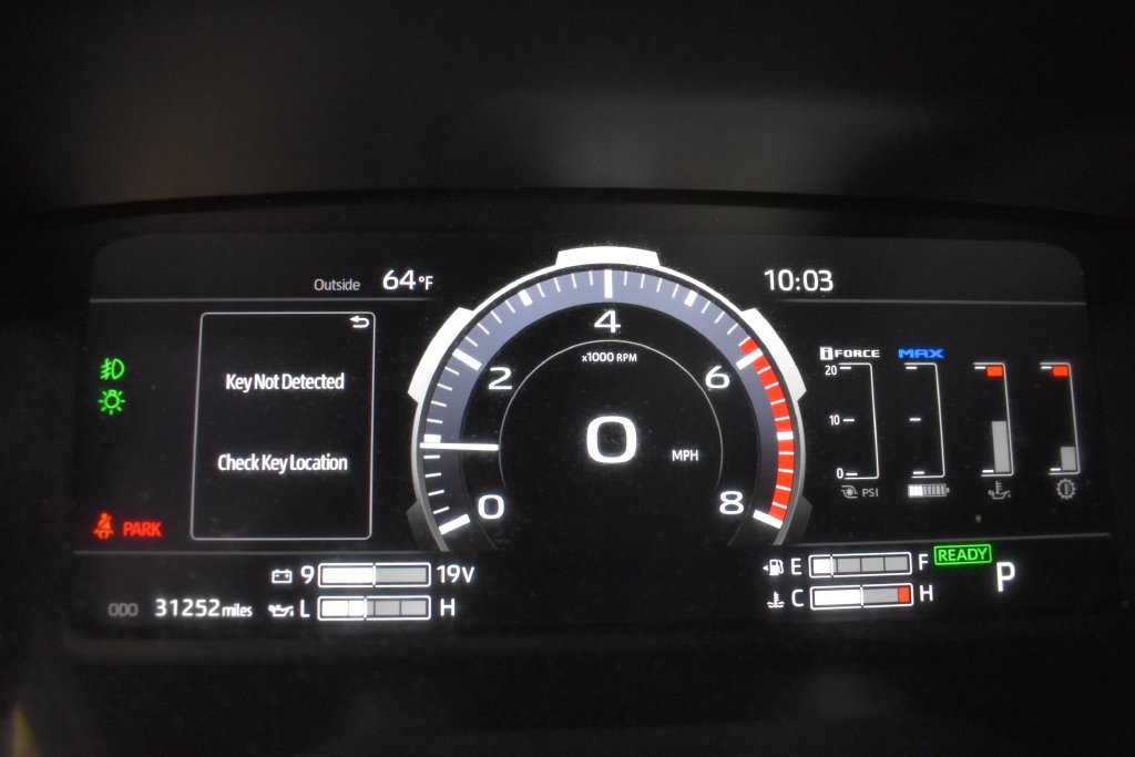 Used 2024 Toyota Tundra Limited AWD/4WD image 30