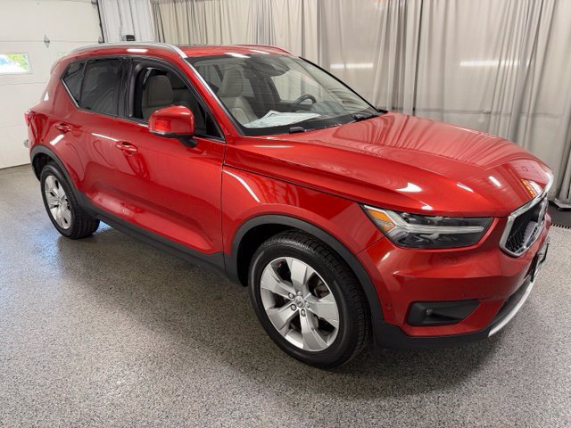 Used 2019 Volvo XC40 T5 Momentum AWD/4WD image 3