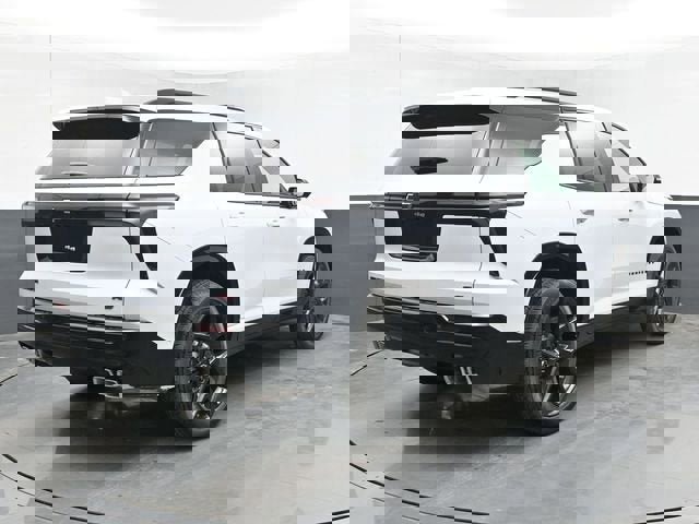 New 2026 Chevrolet Traverse RS w/ LPO, Floor Liner Package image 19