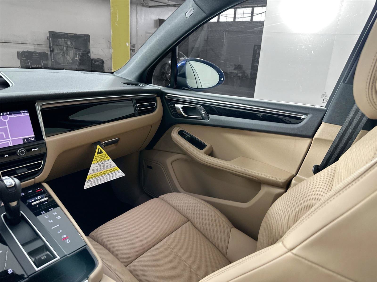 Certified 2026 Porsche Macan Turbo AWD/4WD image 30