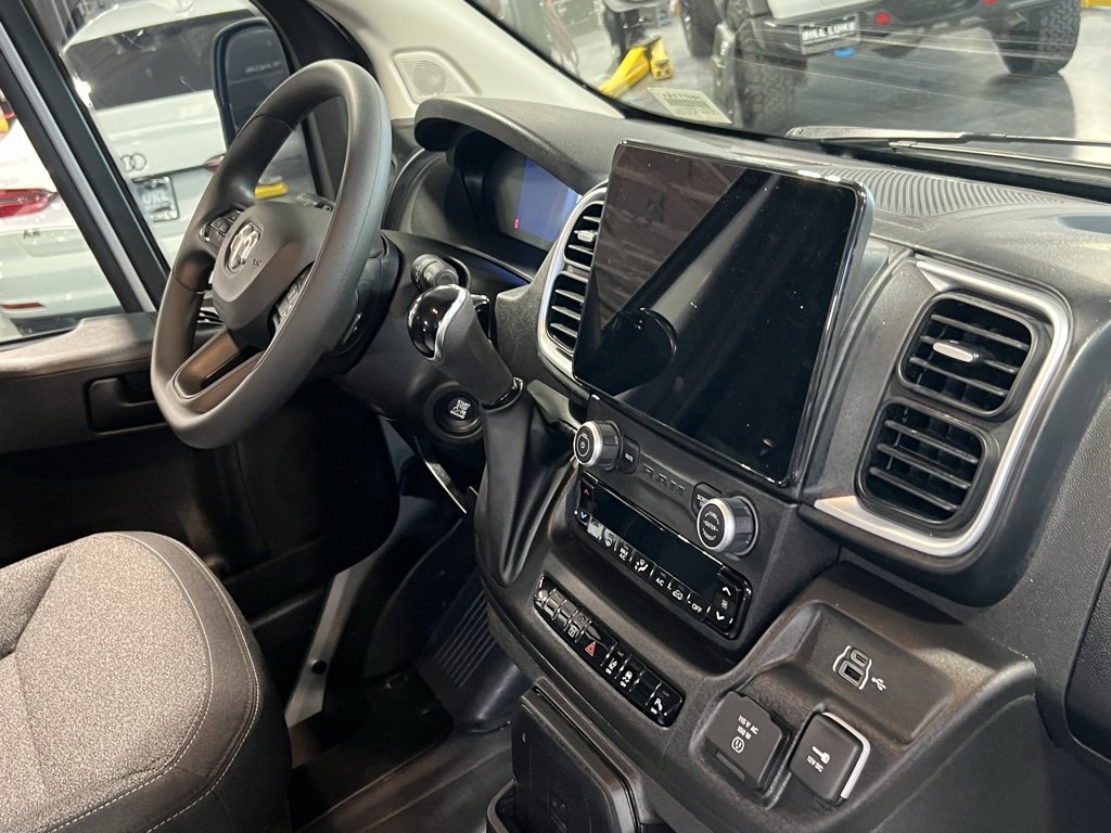 Used 2025 RAM ProMaster 3500 w/ Storage Group image 30