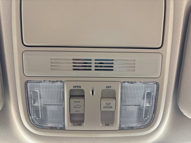 Used 2022 Honda CR-V EX image 16