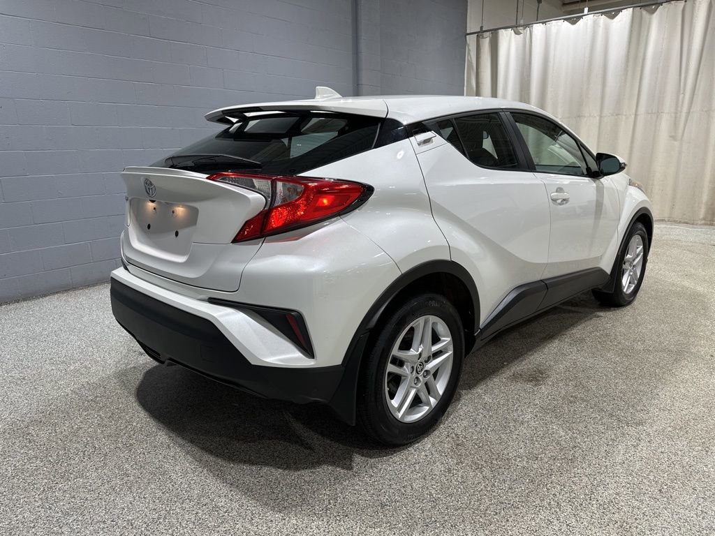 Certified 2021 Toyota C-HR LE image 4