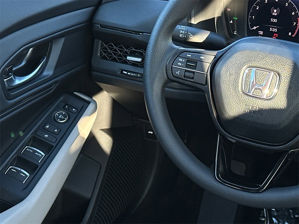 New 2025 Honda Accord SE image 18