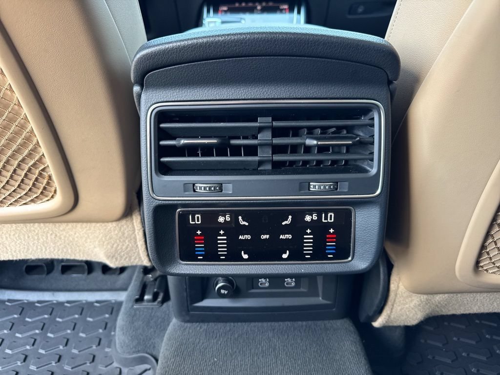 Used 2021 Audi Q8 Prestige w/ Prestige Package AWD/4WD image 30