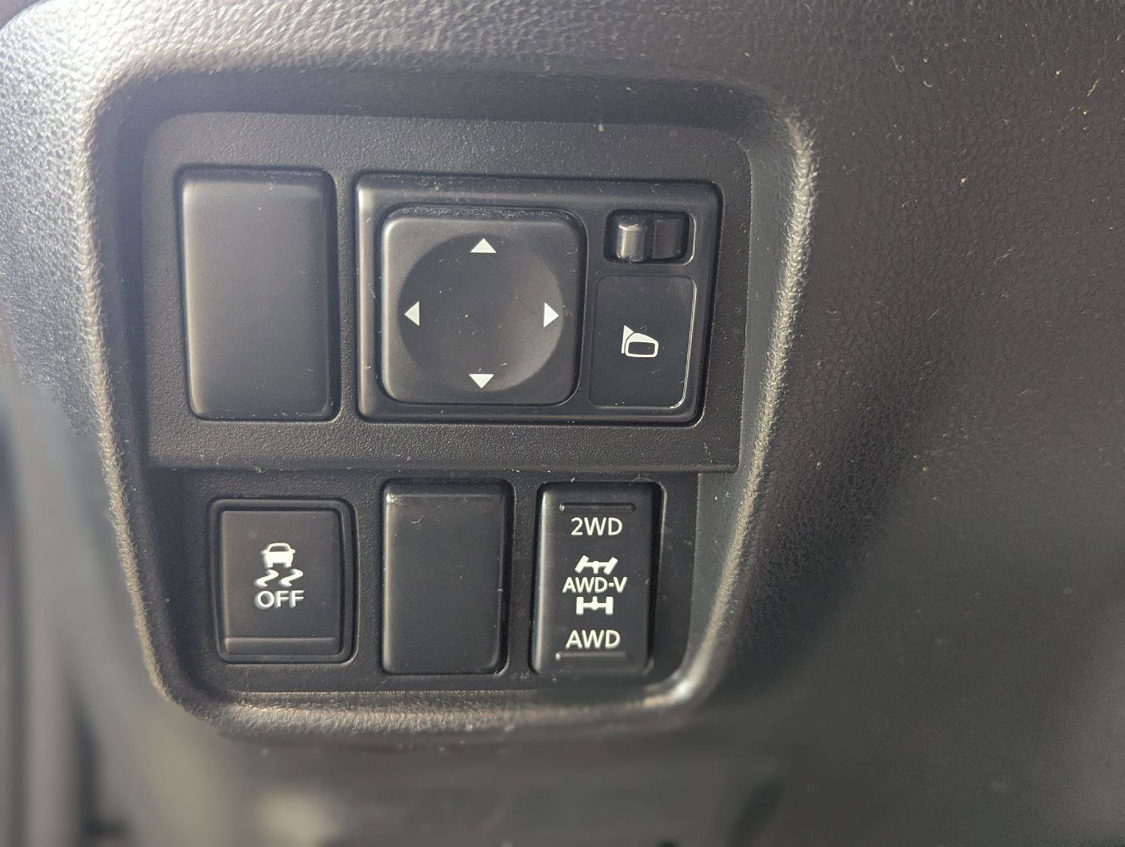 Used 2017 Nissan Juke SV AWD/4WD image 20