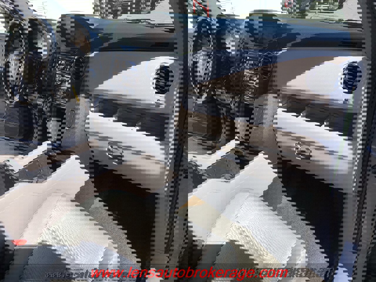 Used 2015 Honda Pilot LX image 23