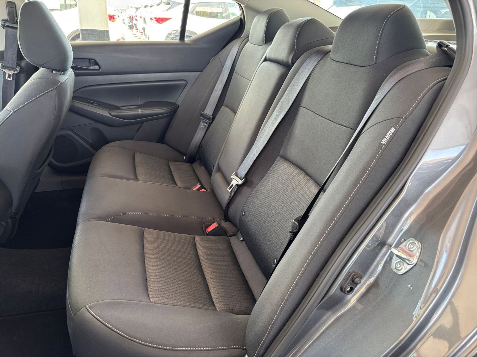 Used 2025 Nissan Altima 2.5 SV FWD image 27