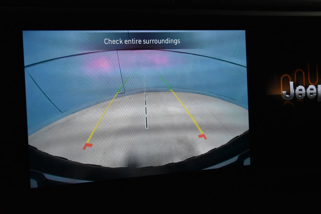 Used 2024 Jeep Wrangler Unlimited Rubicon image 11