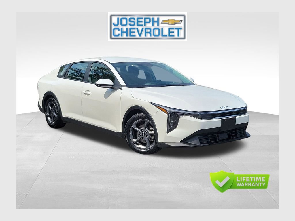 Used 2025 Kia K4 LXS