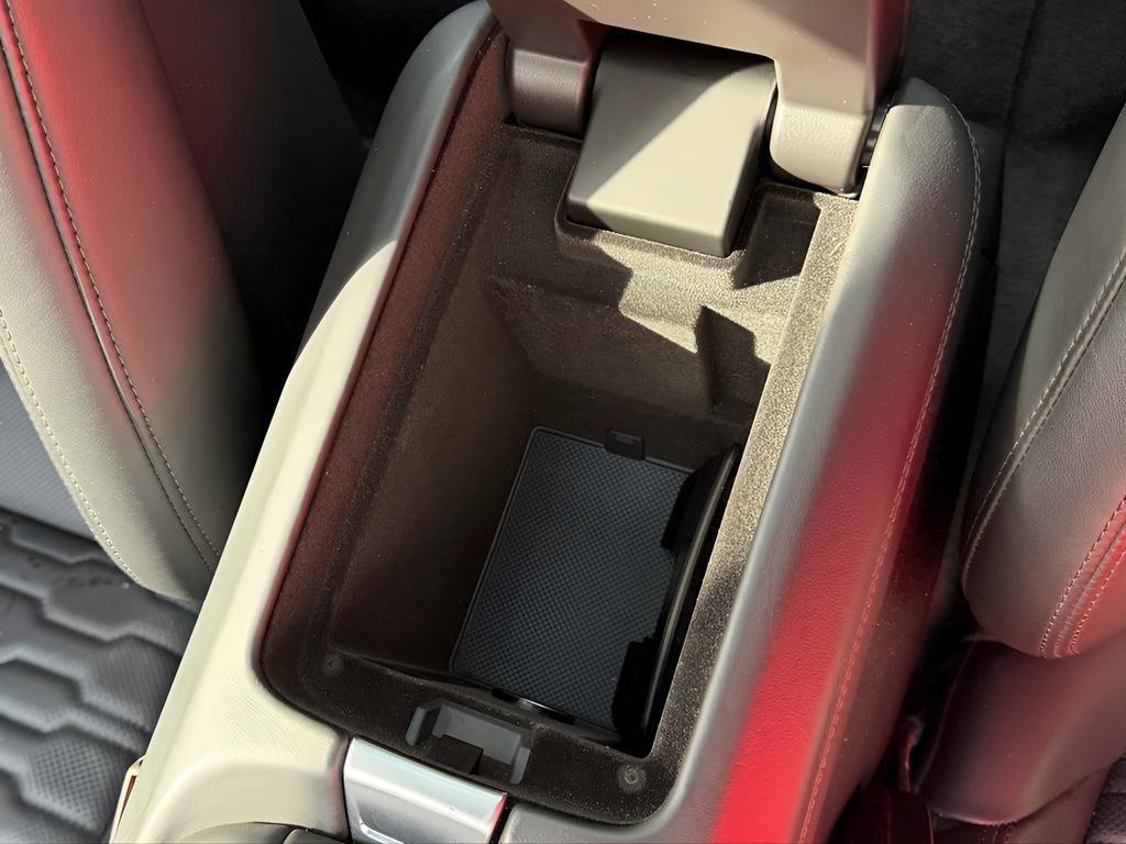 Used 2022 Audi e-tron GT Prestige image 47