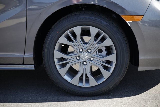 New 2026 Honda Odyssey Touring image 16