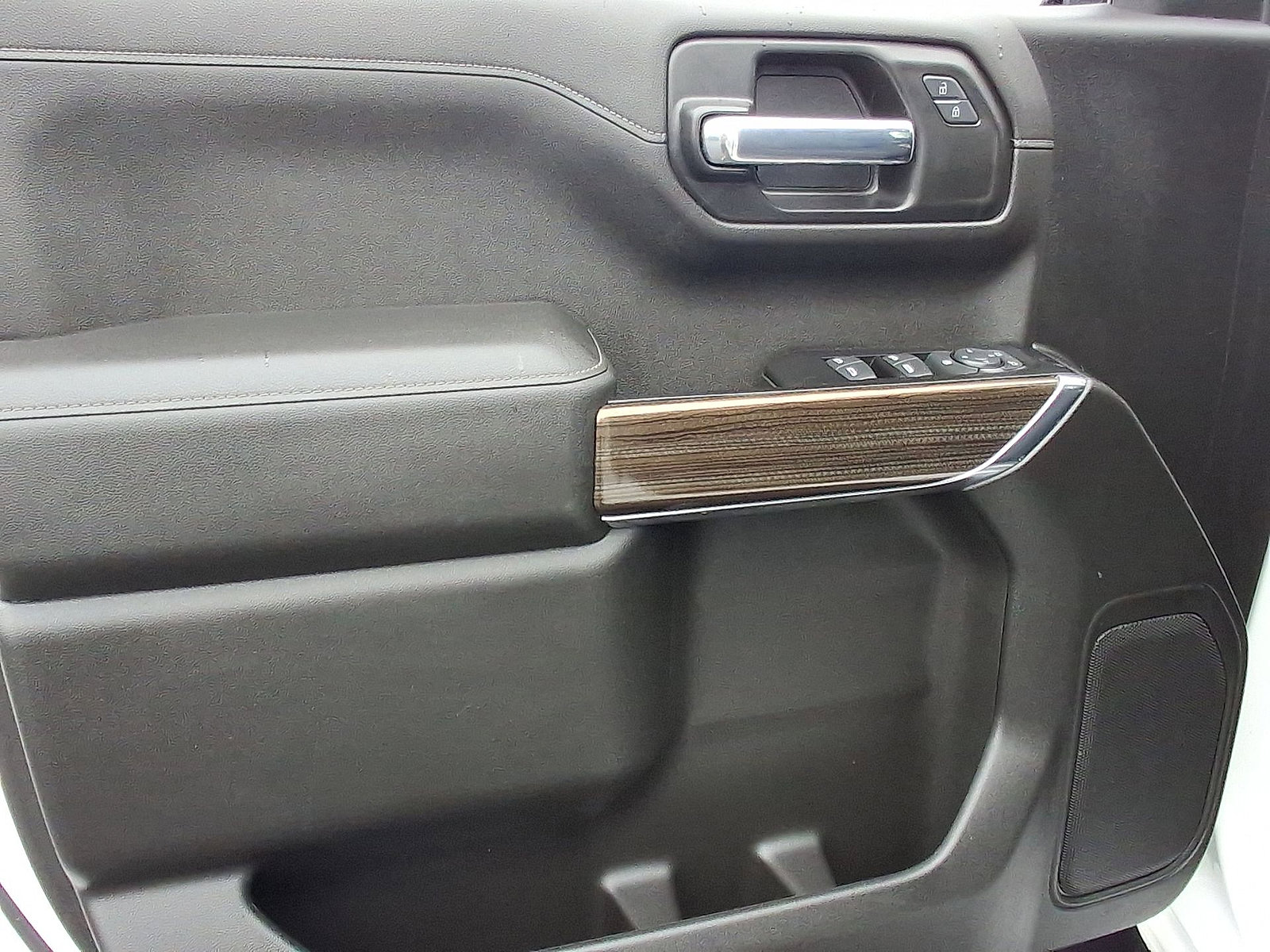 Certified 2022 Chevrolet Silverado 1500 RST image 28