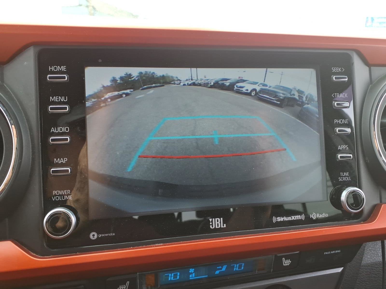 Used 2020 Toyota Tacoma TRD Off-Road w/ TRD Premium Off Road Package AWD/4WD image 35