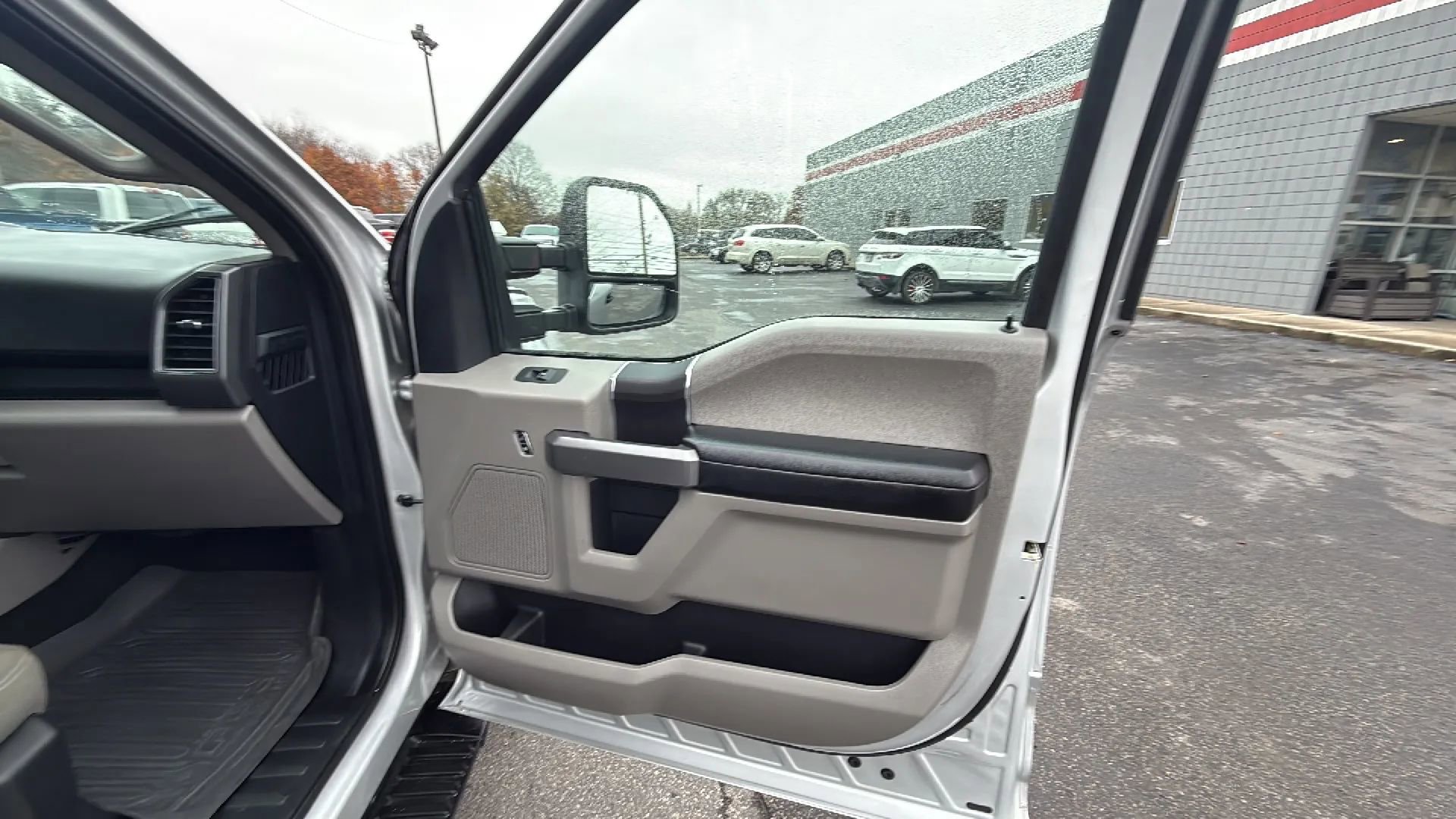 Used 2019 Ford F150 XLT w/ Equipment Group 301A Mid AWD/4WD image 15