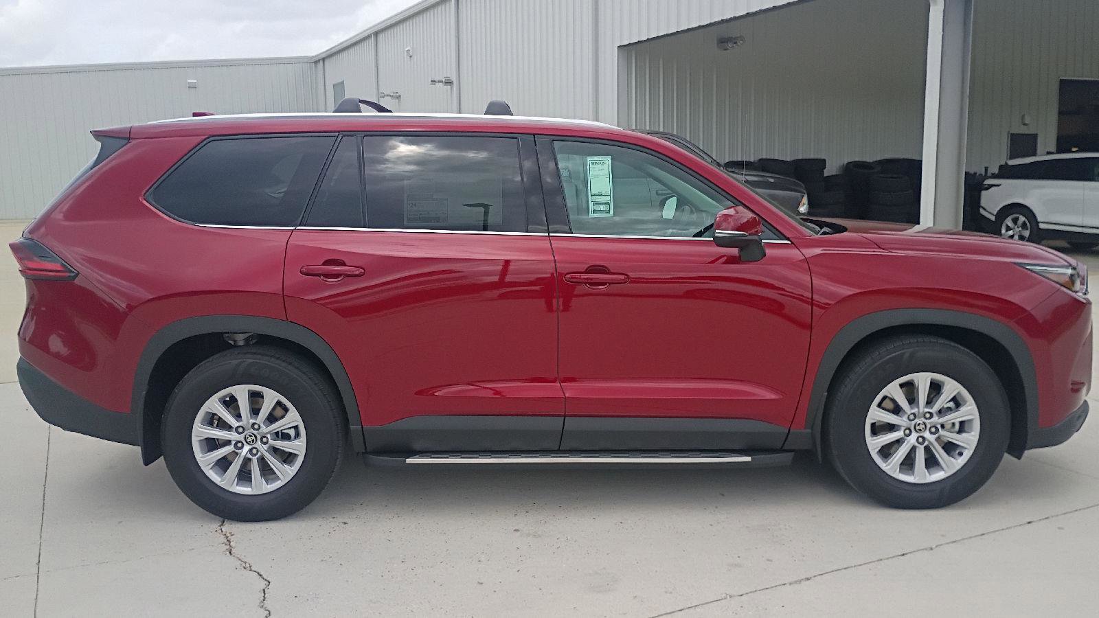 New 2026 Toyota Grand Highlander XLE image 8