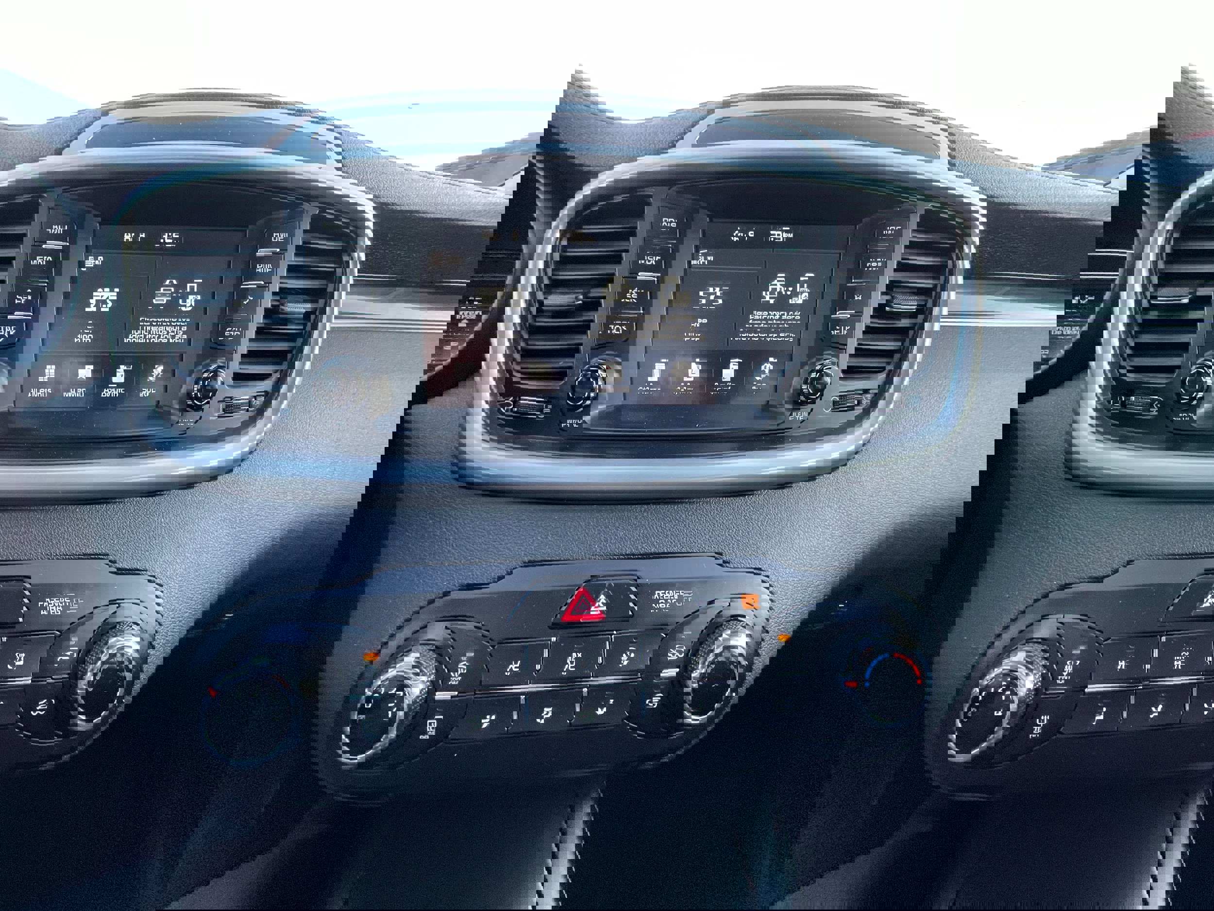 Used 2019 Kia Sorento LX image 20