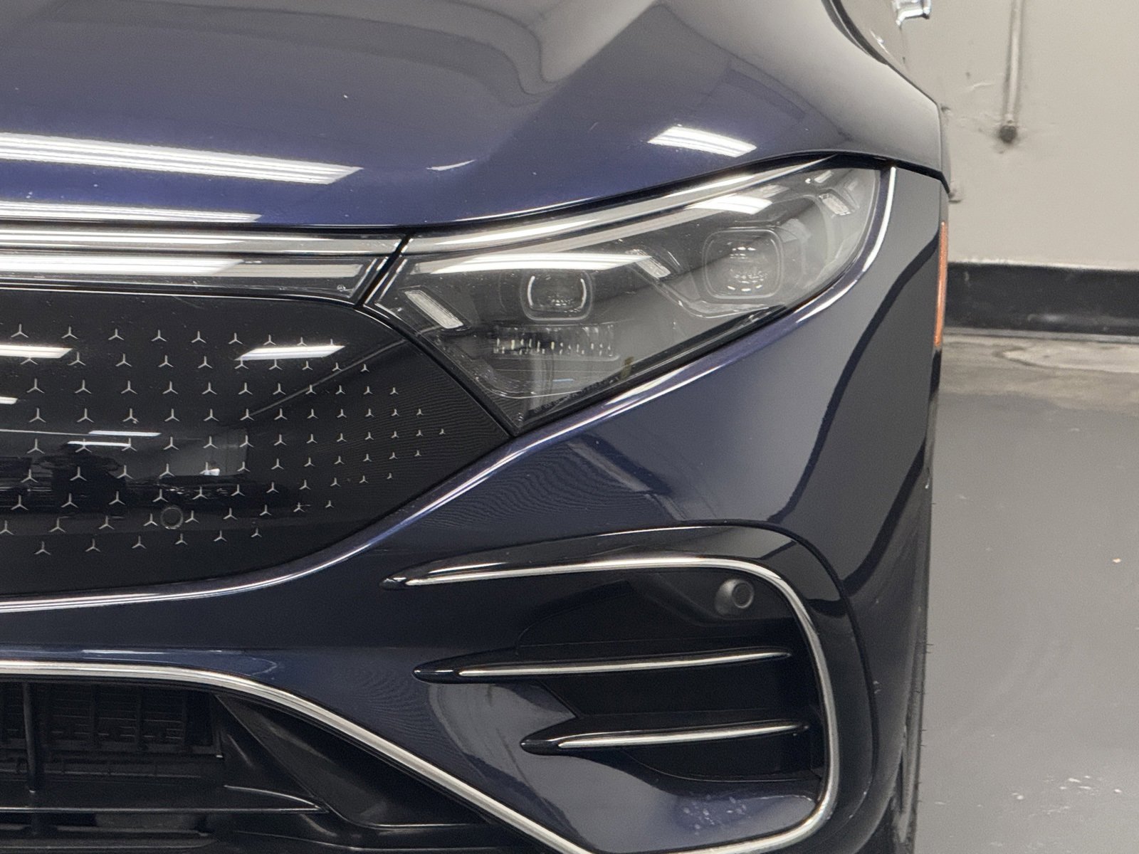 Used 2023 Mercedes-Benz EQS 580 4MATIC Sedan image 7