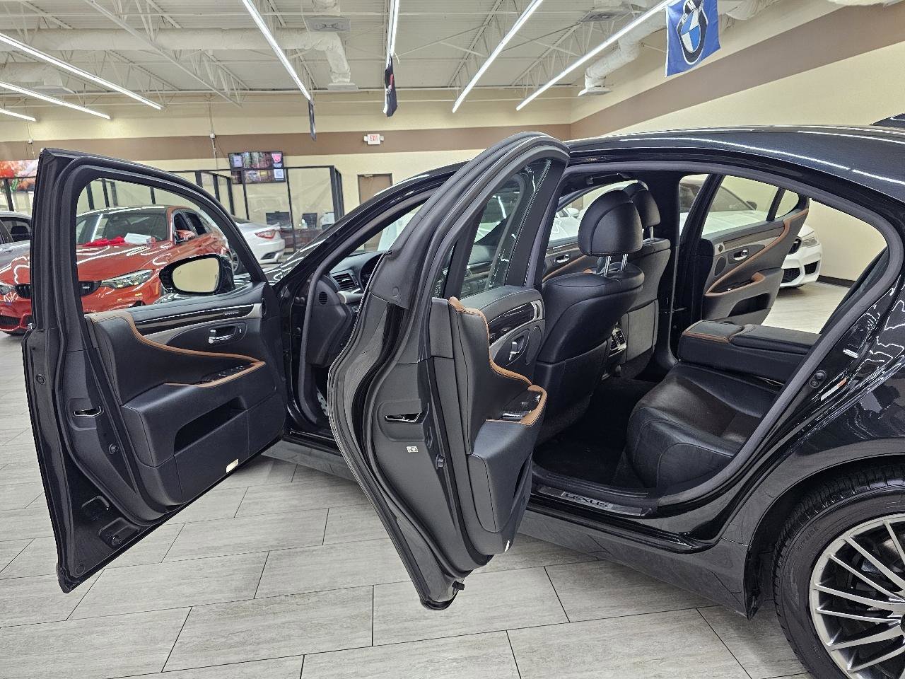 Used 2017 Lexus LS 460 w/ F Sport Midnight Edition image 16