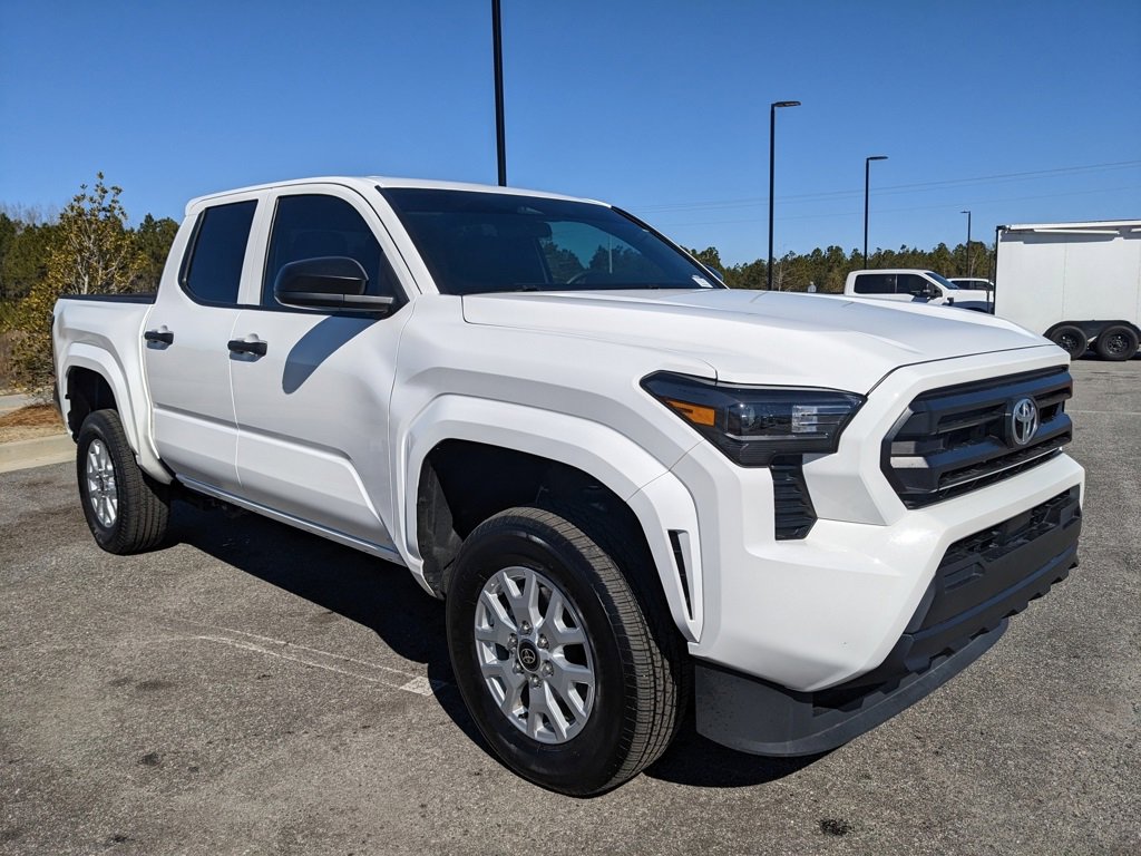 Used 2024 Toyota Tacoma SR image 14