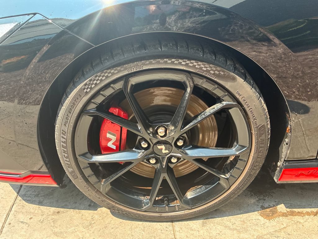Used 2024 Hyundai Elantra N FWD image 12