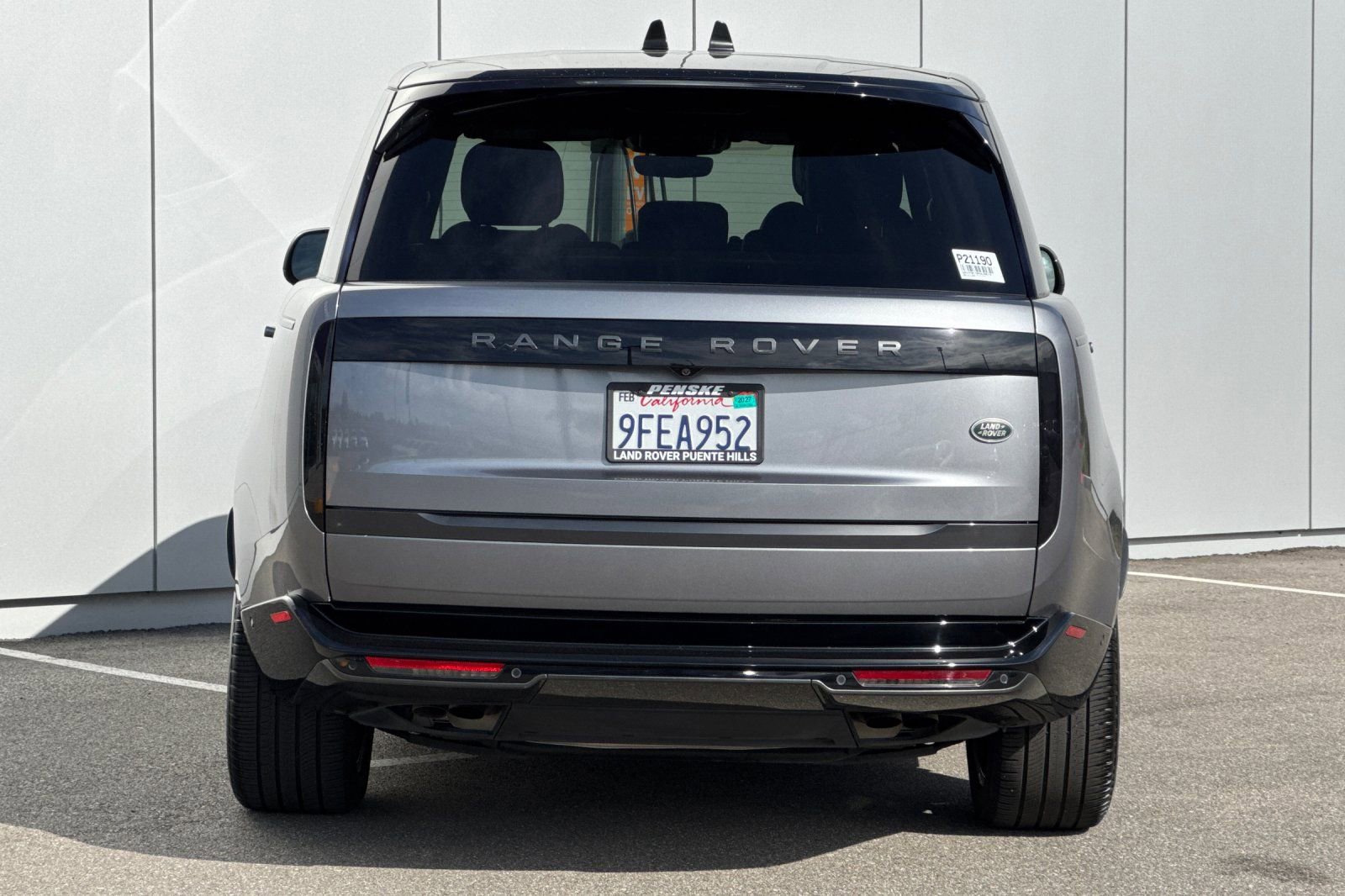 Used 2023 Land Rover Range Rover SE AWD/4WD image 4
